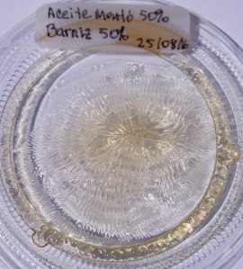 Barniz y aciete Montó